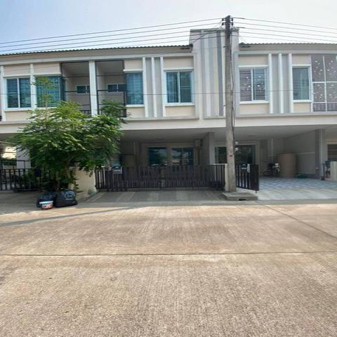 ขายบ้านทาวน์เฮ้าส์ ดีญ่า วาเลย์ สารภี 3 หนองผึ้ง อำเภอสารภี จังหวัดเชียงใหม่