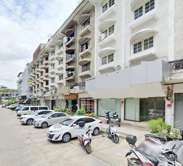 MRT ลาดพร้าว 101 เพียง 299ม ให้เช่าอาคาร 4 ชั้น 22ตร.วา 322ตร.ม. เดอะมอลล์ บางกะปิ 1กม.4นอน ปากซอยมี 7-11. ลาดพร้าว 126-132 ใ