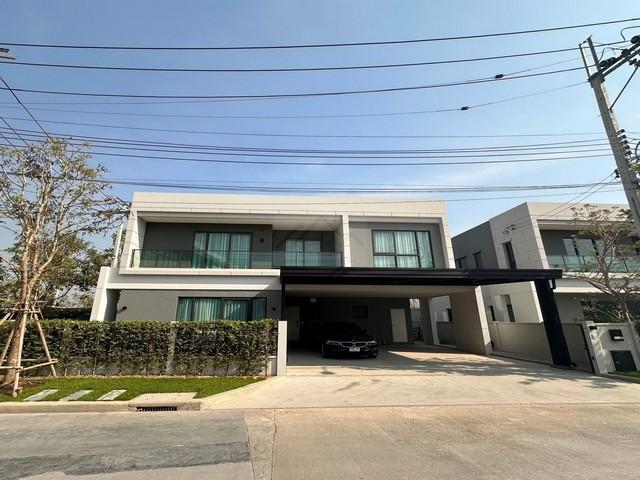 HR 6114 ให้เช่าบ้านเดี่ยว  Centro บางนา เฟส 1 หน้าสวนสวย Size ใหญ่สุด วิวสระว่ายน้ำ ใกล้เมกะบางนา
