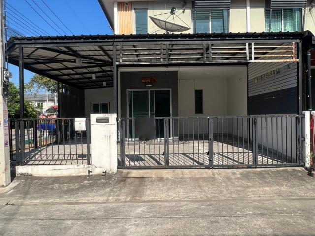 ขายทาวน์เฮ้าส์มือสอง อำเภอคลองหลวง จังหวัดปทุมธานี  โครงการ พฤกษา 96/2