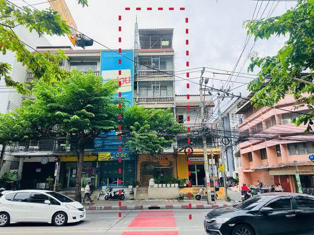 ขายอาคารพานิชย์ ขนาด 4.5 ชั้น  เนื้อที่ 16.6 ตารางวา แขวงสวนหลวง เขตสวนหลวง กทม. 