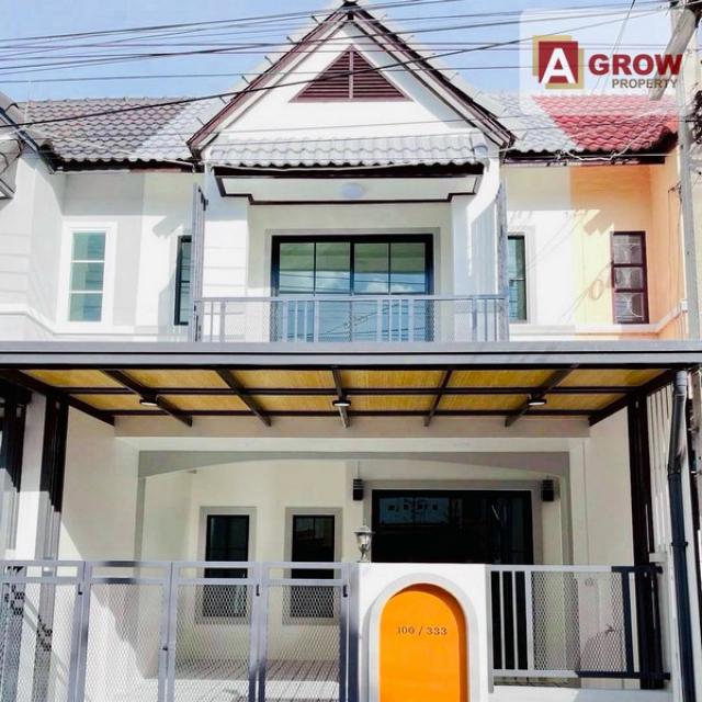 หมู่บ้านสวีทโฮม ถนนบางกรวย-ไทรน้อย ถนนเมน บ้านสวยรีโนเวทใหม่ทั้งหลัง พร้อมอยู่  