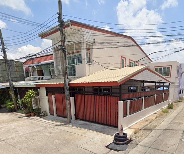  MRTท่าพระ 2กม.หัวมุม ทาวน์เฮ้าส์รีโนเวทใหม่ 22 ตร.ว.  ราชพฤกษ์ บางแวก7-16 3 นอน 2 น้ำ  BTSจรัญ13 1.5 กม. 