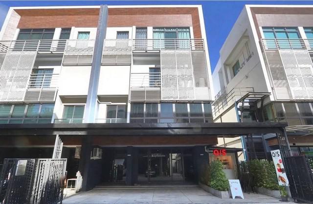 ขายโฮมออฟฟิศ 4 ชั้นโฮมออฟฟิศนวลจันทร์รามอินทรา40ใกล้โรงพยาบาลพญาไทนวมินทร์สิ่งอำนวยความสะดวกเยอะมาก