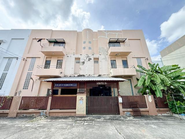 ทาวน์เฮ้าส์ มนตรี ทาวน์โฮม FOR SALE จอดรถ4คัน