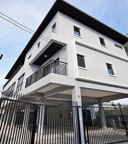 ให้เช่าสำนักงานใกล้เดอะไนน์ ย่านพัฒนาการ หัวหมาก สวนหลาง  3ชั้น ย่าน พระราม9ซอย50