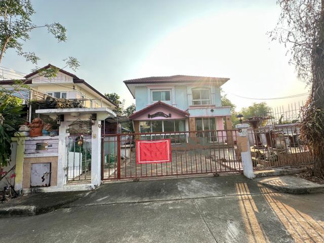 ขายบ้านเดี่ยวมือสอง อำเภอเมืองปทุมธานี จังหวัดปทุมธานี  โครงการ มณีรินทร์ เลค & พาร์ค ราชพฤกษ์-ติวานนท์