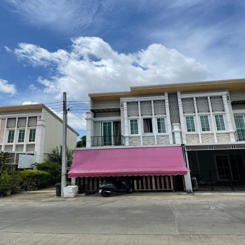 ขายทาวน์เฮ้าส์มือสอง อำเภอบางกรวย จังหวัดนนทบุรี โครงการ โกลเด้นซิตี้ปิ่นเกล้า - จรัญสนิทวงศ์