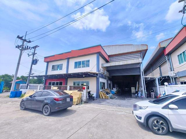 โกดัง ออฟฟิศ 2 ชั้น  285 ตร.วา.รร.วัดบางปิ้ง 2.9 กม.ขาย-เช่า โรงงาน 1,255 ตร.ม. ตลาดเศรษฐกิจ 1.3 กม.  นาดี  ตลาดแคราย 1.33 กม.