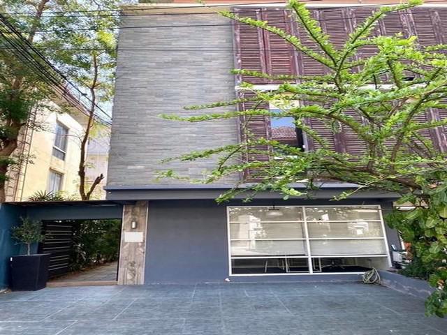 ให้เช่าทาวน์โฮม ย่านทาวน์อินทาวน์ ถนนศรีวรา เฉพาะชั้น2และ3 ขนาด 2ห้องนอน 3ห้องน้ำ จอดรถ 1คัน เหมาะอยู่อาศัย