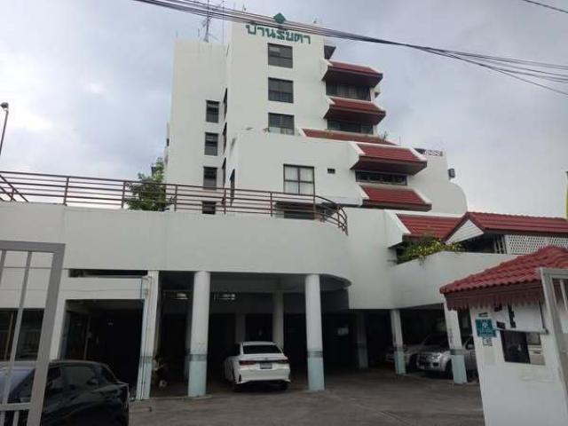 ขายห้องชุด คอนโดบ้านรัชดา เลขที่125/99-100ชั้น4 สภาพดี ขนาดพื้นที่78.7ตรม. ห้องมุมทะลุถึงกัน มี2ห้องนอน ห้องครัว,ห้องรับแขก