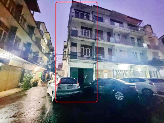  MRTวัดมังกร 3.3 กม.ถนนข้าวสาร กรุงเกษม 6นอน  ให้เช่าอาคาร 5ชั้น หัวมุม 18ตร.วา. 308 ตร.ม. 3 น้ำ เทเวศร์  สามเสน สะพานพระราม8 450ม.  