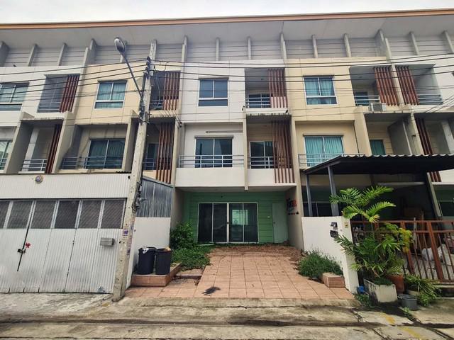 ขาย ทาวน์เฮ้าส์ เทมโป้ ทาวน์ รัตนาธิเบศร์-ไทรม้า เมืองนนทบุรี