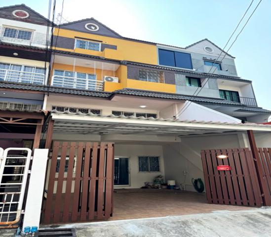 ขายทาวน์โฮม4 ชั้น  31.5 ตร.วา 5 ห้องนอน 4 ห้องน้ำ ????#พัฒนาการ 44 พร้อมอยู่