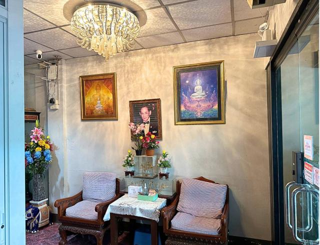 ***ลดราคาพิเศษ*** ขายที่ดินทำเลทอง  อาคารพาณิชย์2 คูหา ติดถนนใหญ่สุขุมวิท ใกล้ซอยทองหล่อและใกล้BTS ทองหล่อ เพียง200เมตร