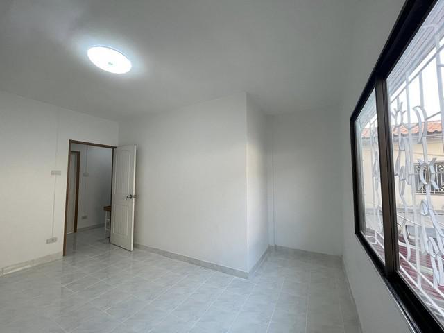 ขายบ้านหมู่บ้านเทพารักษ์25 ซอยคิงคอง  ตำบลบางเพรียง อำเภอบางบ่อ จังหวัดสมุทรปราการ