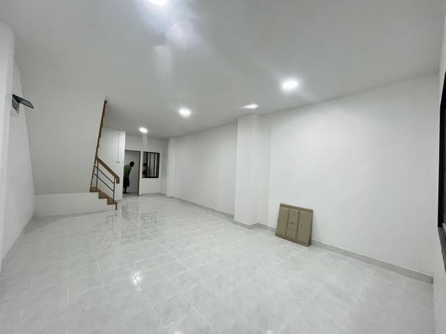 ขายบ้านหมู่บ้านเทพารักษ์25 ซอยคิงคอง  ตำบล บางเพรียง อำเภอบางบ่อ จังหวัด สมุทรปราการ 