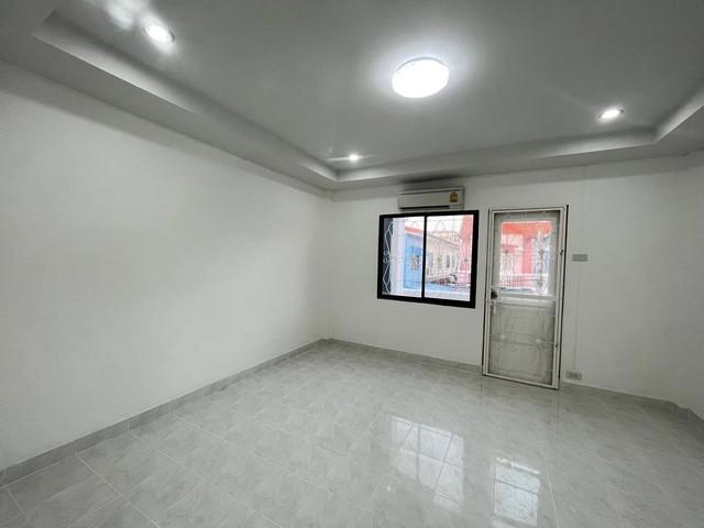 ขายบ้านหมู่บ้านเทพารักษ์25 ซอยคิงคอง  ตำบล บางเพรียง อำเภอบางบ่อ จังหวัด สมุทรปราการ 