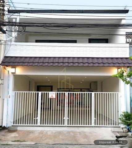 RH081625 ให้เช่า ทาวน์โฮม 2ชั้น 3ห้องนอน หมู่บ้านอยู่เจริญ 29 ย่าน รัชดา ห้วยขวาง