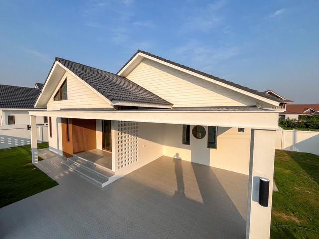 บ้านใหม่พร้อมที่ดิน สั่งสร้างสไตล์มินิมอล หางดง เชียงใหม่ 