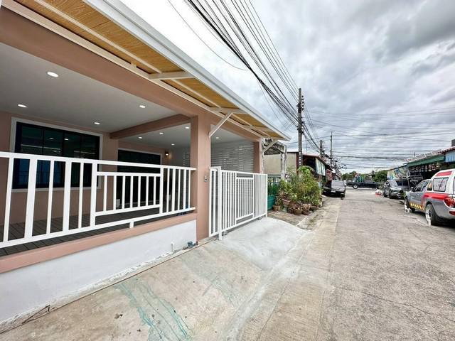 ขายหมู่บ้านพฤกษา3  ถนนวัดลาดปลาดุก บางบัวทอง