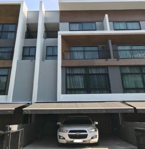 ให้เช่าทาวน์โฮม 3.5 ชั้น 3 ห้องนอน โครงการ อาร์เด้น ลาดพร้าว 71 Arden Ladprao 71 ซอยสตรีวิทยา 2 ใกล้เลียบทางด่วน เหมาะอยู่อาศัย