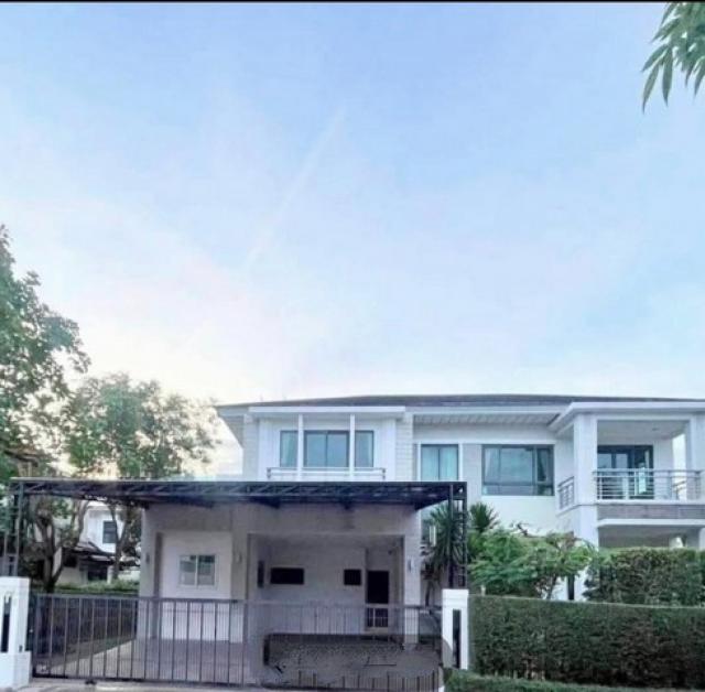 ให้เช่าบ้านเดี่ยว  ใกล้โรงเรียนเด่นหล้านานาชาติ(DBS)Perfect Masterpieceเนื้อที่ 130 ตร.ว.พื้นที่ใช้สอย 450 ตร.ม. 5 ห้องนอน  ติดถนนราชพฤกษ์
