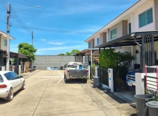 ขายทาวน์เฮ้าส์มือสอง เมืองปทุมธานี จังหวัดปทุมธานี  โครงการ บ้านพฤกษา 113 กรุงเทพ-ปทุมธานี