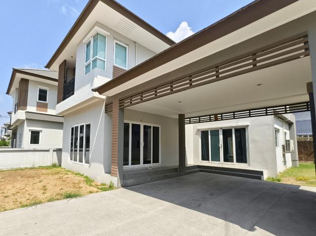 วงแหวนพระราม9 พัฒนาการ 6นอน ARL บ้านทับช้าง 1.2 กม.ให้เช่าคฤหาสน์ 2 ชั้น 91 ตร.วา. 300 ตร.ม.  