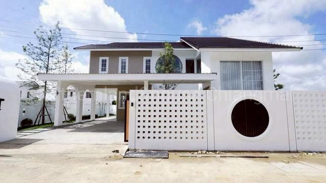 พูลวิลล่าสร้างใหม่ 2 ชั้น สไตล์ญี่ปุ่น ตกแต่งสวย สันผักหวาน หางดง 