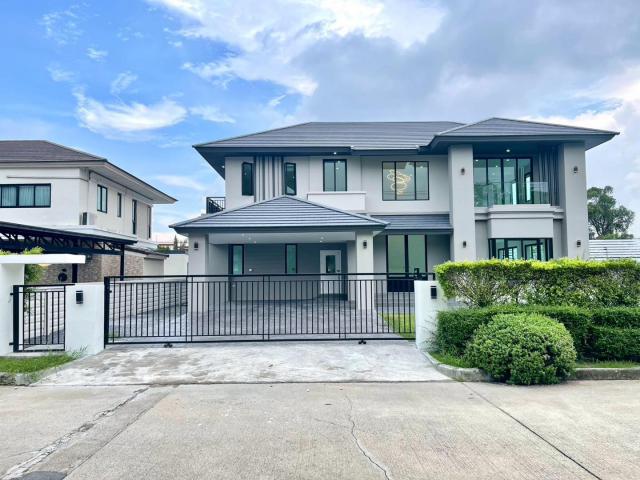 บ้านเดี่ยว 2 ชั้น พร้อมสระว่ายน้้ำหน้าบ้านทิศเหนือ ถนนพระราม 2 (กม15) ตำบลบางน้ำจืด อำเภอเมืองสมุทรสาคร ปรับปรุงใหม่พร้อมอยู่